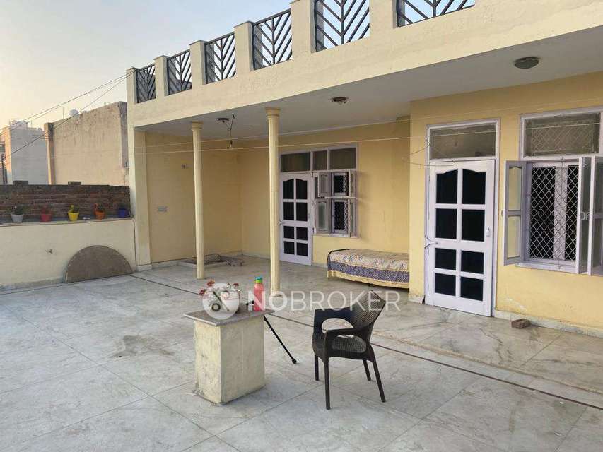 2 BHK House for Rent  In New Colony
