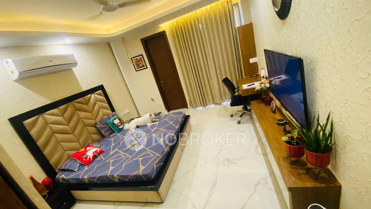 Independent House South City 1, Sector 41 Rent WITHOUT BROKERAGE Semifurnished 3 BHK Rental