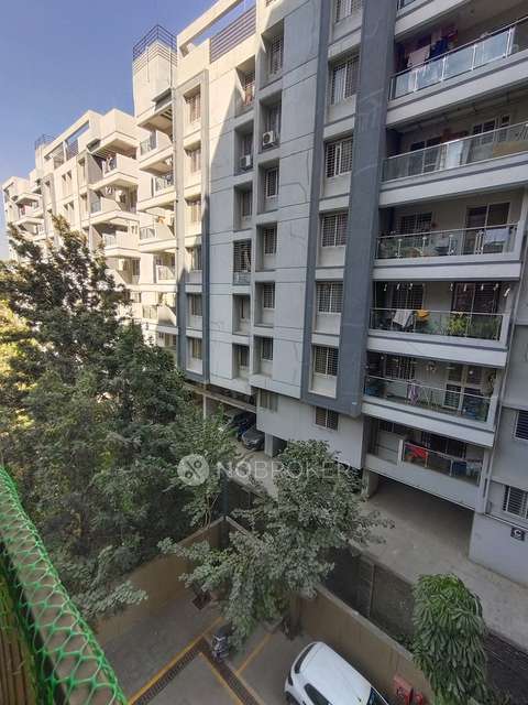 1 BHK Flat In Mumbai - Pune Expy, Pune, Maharashtra 412101 for Rent  In Runal Spacio