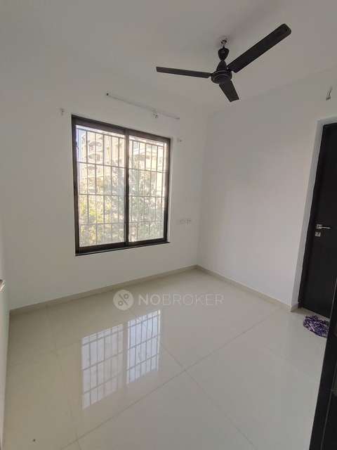 1 BHK Flat In Mumbai - Pune Expy, Pune, Maharashtra 412101 for Rent  In Runal Spacio