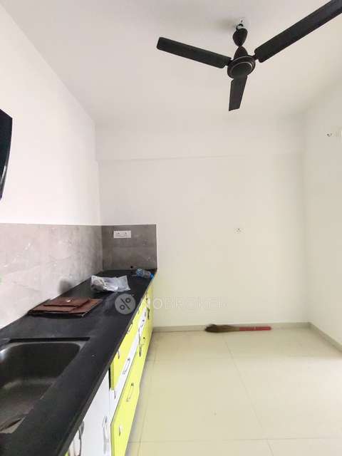 1 BHK Flat In Mumbai - Pune Expy, Pune, Maharashtra 412101 for Rent  In Runal Spacio