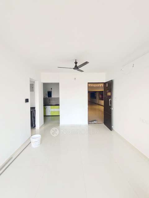 1 BHK Flat In Mumbai - Pune Expy, Pune, Maharashtra 412101 for Rent  In Runal Spacio