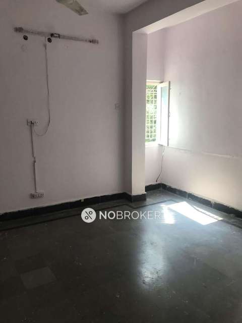 4+ BHK Flat In Standalone Building  For Sale  In Himayat Nagar