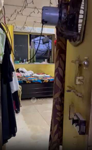 1 RK Flat In Zakaria Masjid For Sale  In Mandvi