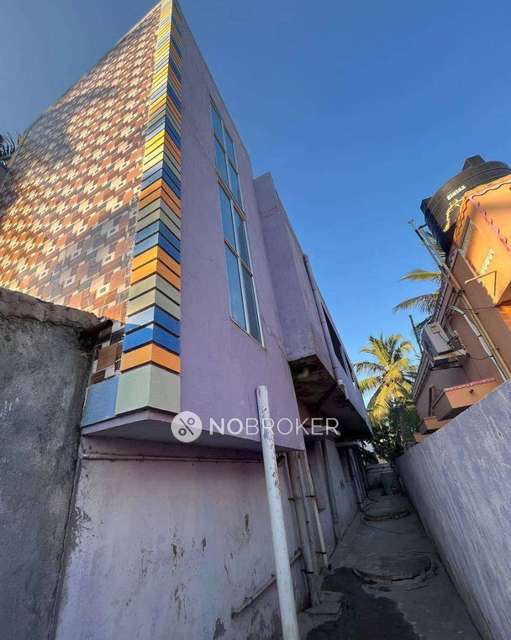 4+ BHK House For Sale  In Attipattu