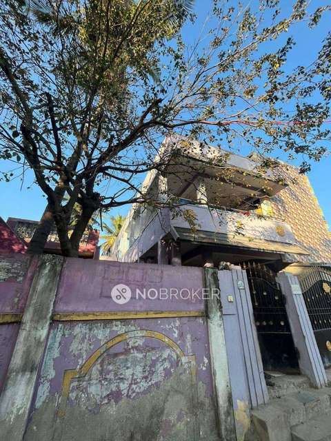 4+ BHK House For Sale  In Attipattu