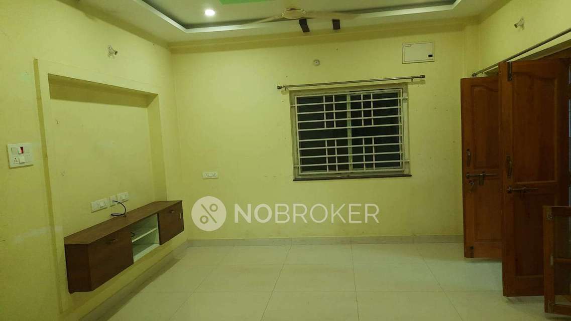 2 BHK House for Rent  In J.j.nagar Colony