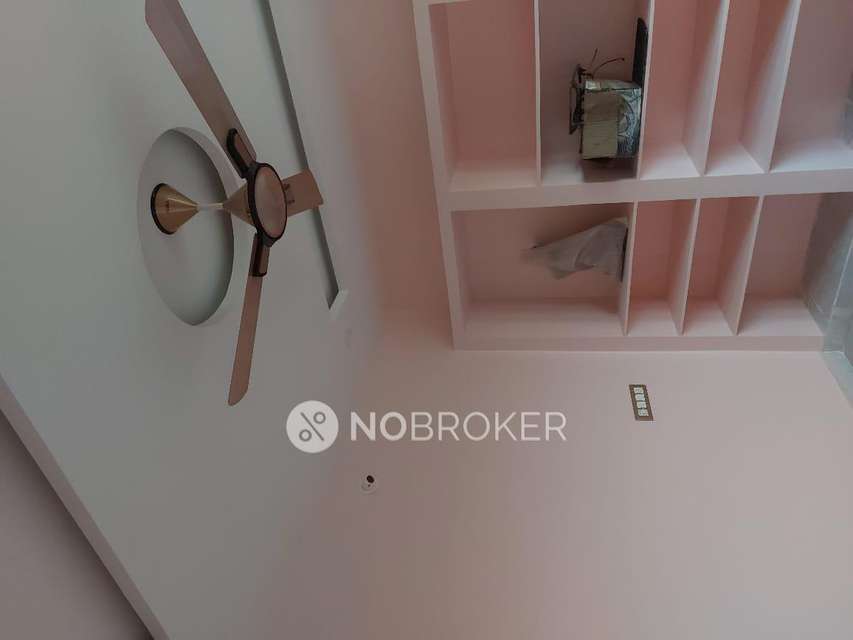 4+ BHK Flat In Standalone Building  For Sale  In Chowdhariguda