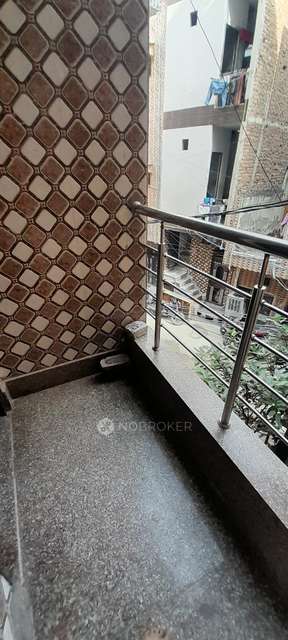 2 BHK Flat In Vijay Vihar For Sale  In Rohini