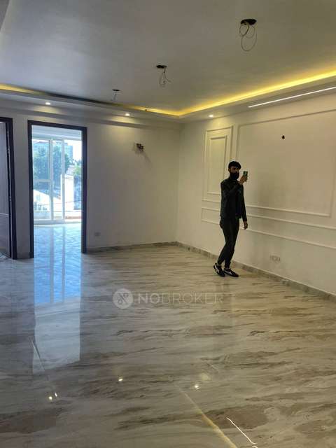 3 BHK Flat In Jaunapur For Sale  In Radhey Mohan Drive