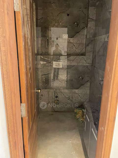 3 BHK Flat In Jaunapur For Sale  In Radhey Mohan Drive