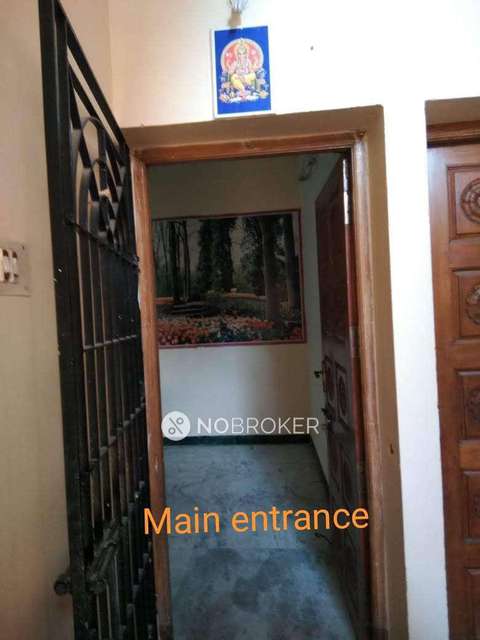 2 BHK Flat In Elakiya Apartments For Sale  In Anna Nagar West Extension