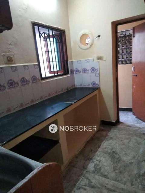 2 BHK Flat In Elakiya Apartments For Sale  In Anna Nagar West Extension