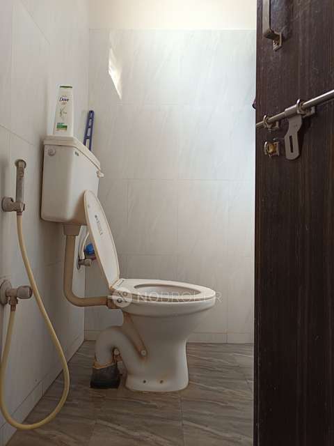 2 BHK Flat In Bs Habitat For Sale  In Lingampally 