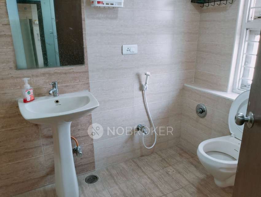 4 BHK Flat In Cbr Residency For Sale  In Manikonda