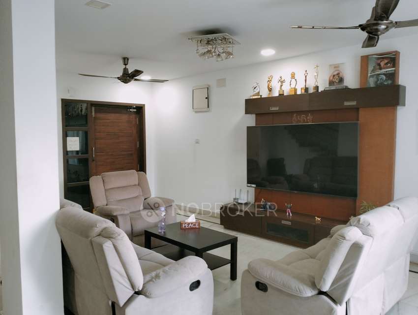 4 BHK Flat In Cbr Residency For Sale  In Manikonda
