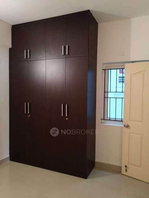 3 BHK Flat In Sri Tirumala Sarovar Apartment, Singasandra For Sale  In Singasandra