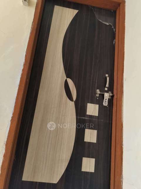 2 BHK Flat For Sale  In Badarpur