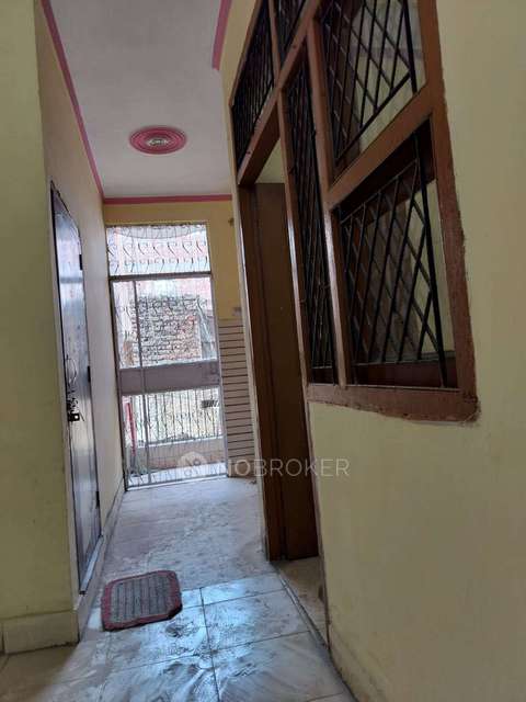 2 BHK Flat For Sale  In Badarpur