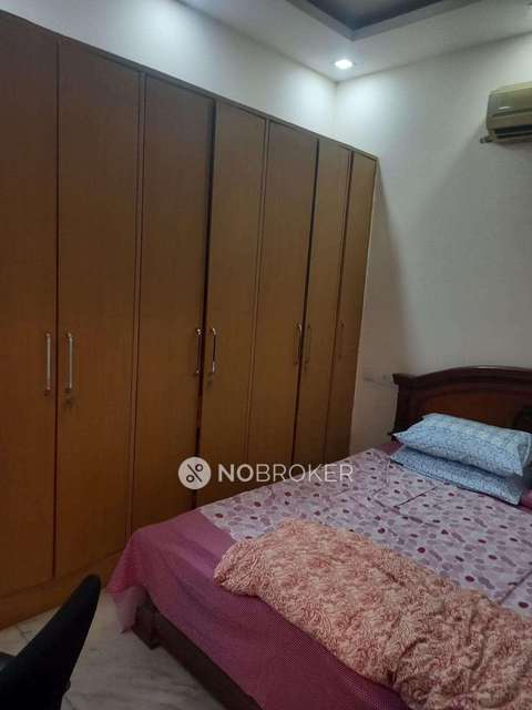 4 BHK Flat In Standalone Building  For Sale  In Lajpat Nagar