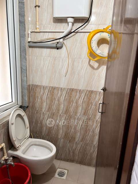 1 BHK Flat In Mamtha Chs For Sale  In Bhoiwada, Parel
