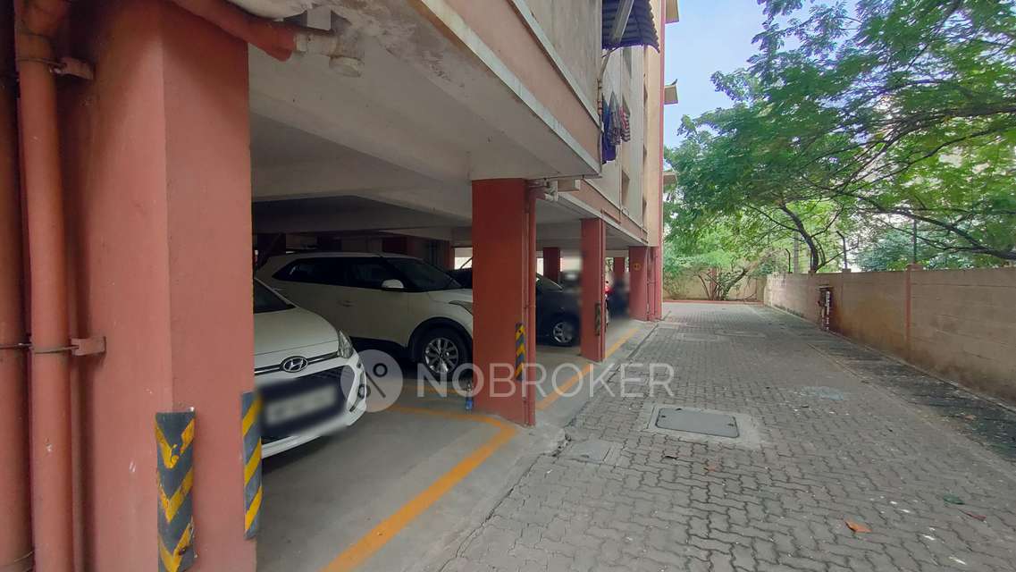 2 BHK Flat In Yuga Kalpataru For Sale  In  Koyambedu