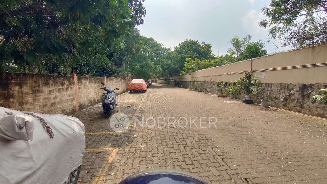 2 BHK Flat In Yuga Kalpataru For Sale  In  Koyambedu