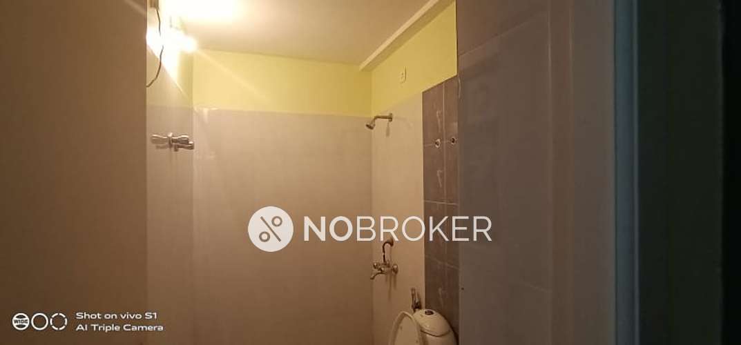 2 BHK Flat In Yuga Kalpataru For Sale  In  Koyambedu