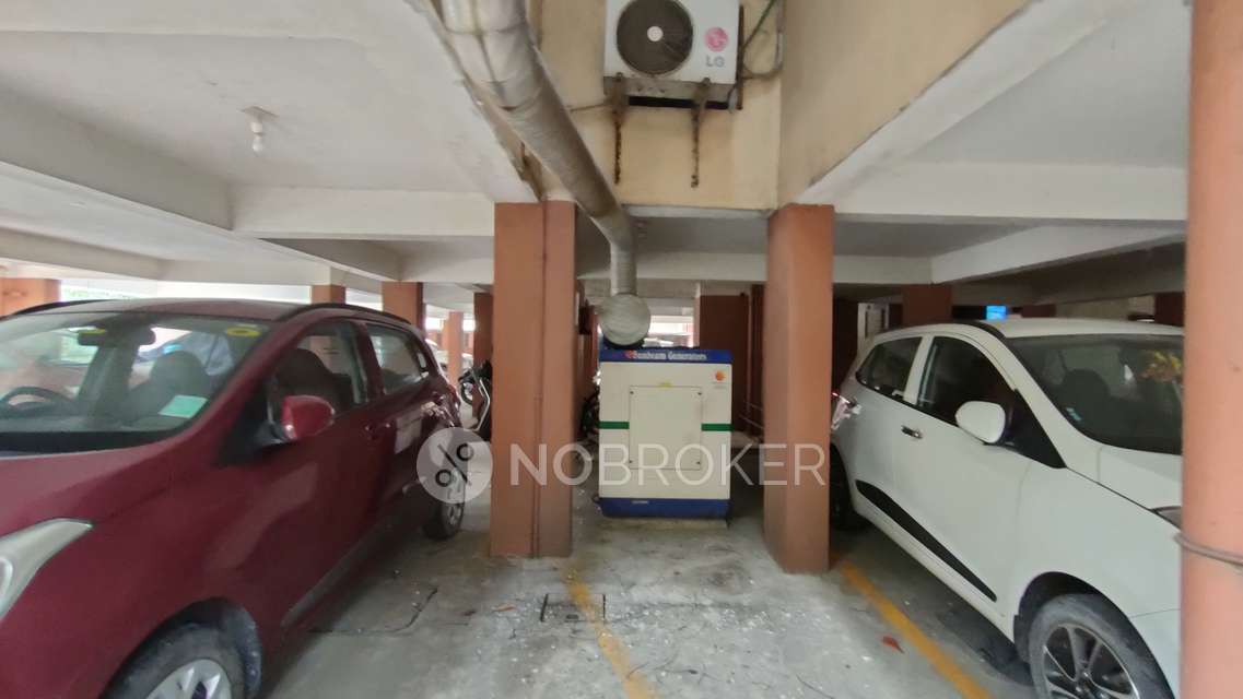 2 BHK Flat In Yuga Kalpataru For Sale  In  Koyambedu