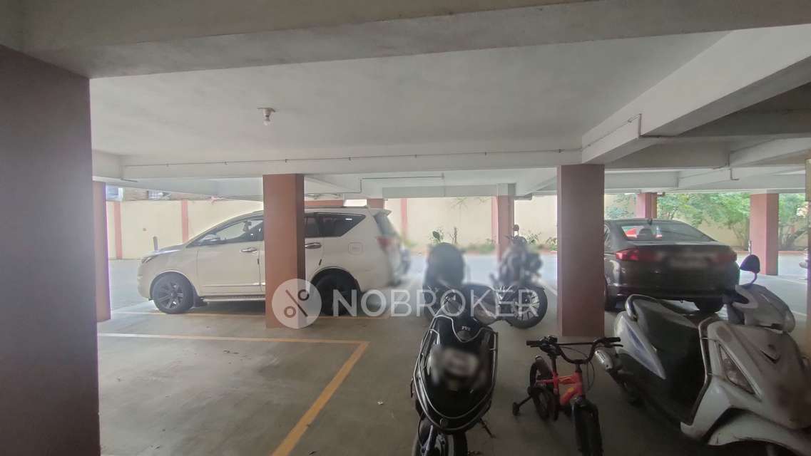 2 BHK Flat In Yuga Kalpataru For Sale  In  Koyambedu