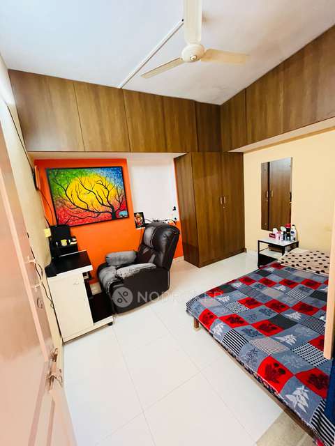 4+ BHK Flat For Sale  In Laggere