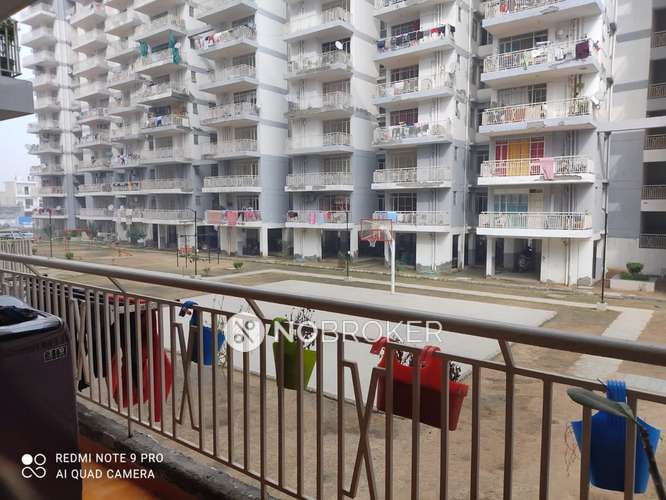 2 BHK Flat In Zara Aavaas For Sale  In Sector-104