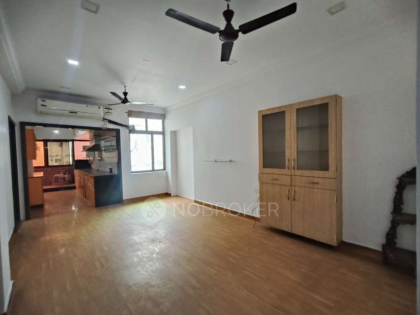 3 BHK Flat In Laxmi Niwas  For Sale  In  Ameerpet