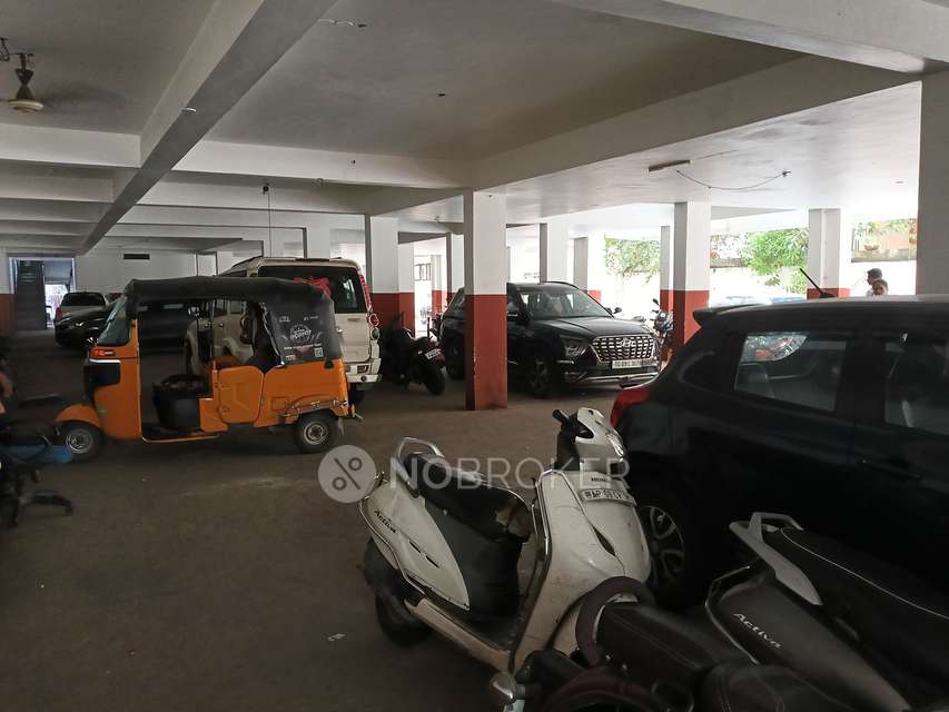 3 BHK Flat In Laxmi Niwas  For Sale  In  Ameerpet