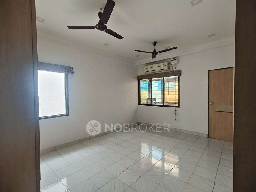 3 BHK Flat In Laxmi Niwas  For Sale  In  Ameerpet