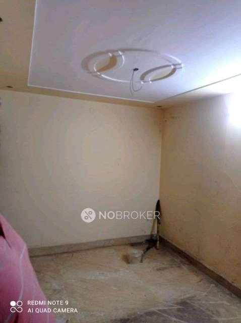 2 BHK Flat In Rwa Block A6 For Sale  In Paschim Vihar