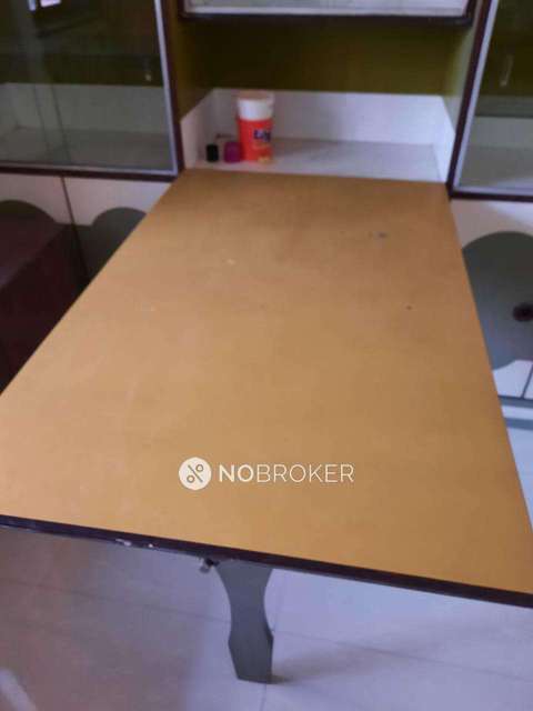 1 BHK Flat In Vinay Apartments For Sale  In Lower Parel