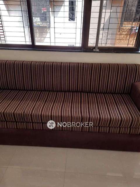 1 BHK Flat In Vinay Apartments For Sale  In Lower Parel