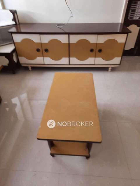 1 BHK Flat In Vinay Apartments For Sale  In Lower Parel