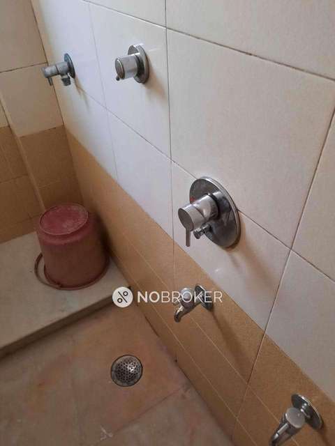 1 BHK Flat In Vinay Apartments For Sale  In Lower Parel