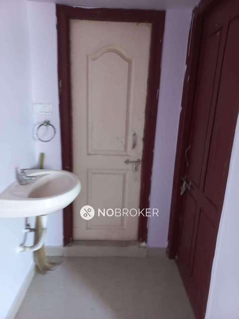 4+ BHK Flat In Standalone Building  For Sale  In Gudimalkapur