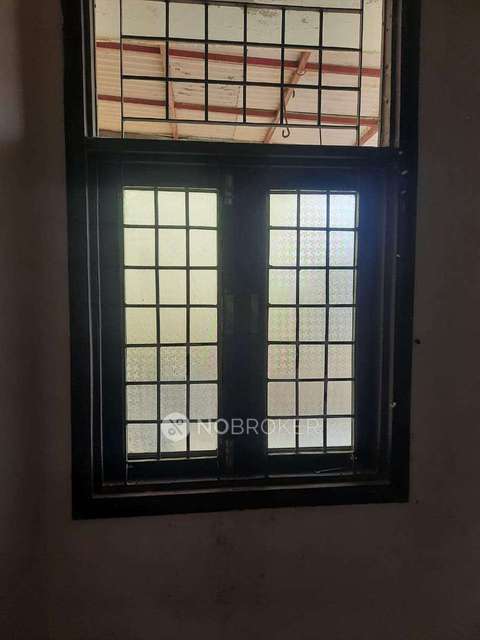 1 RK Flat In Standalone Building   for Rent  In Shakarpur Khas