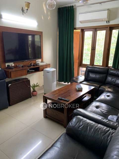 3 BHK Flat In Rose Apartment for Rent  In Pitam Pura