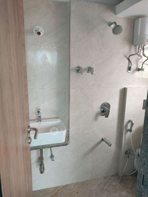 2 BHK Flat In Pinnacolo Nx, Mira Road For Sale  In Mira Road East