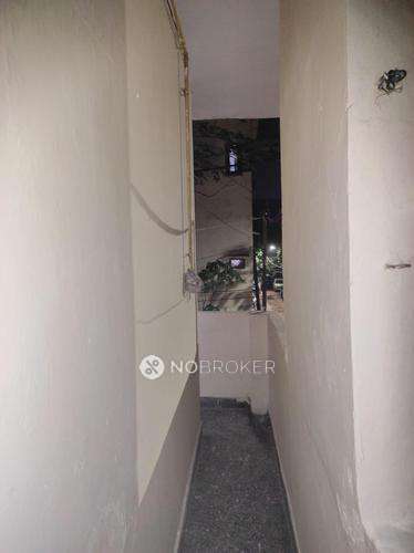 1 BHK Flat In Lakshmi Apartment For Sale  In Lado Sarai