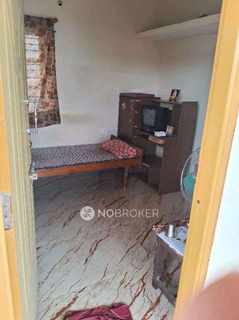 1 RK Flat for Rent  In Chandra Layout