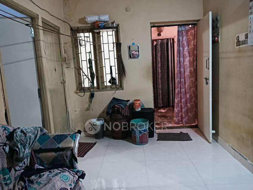 2 BHK Flat In Kannagi Apartment For Sale  In M.m.d.a.