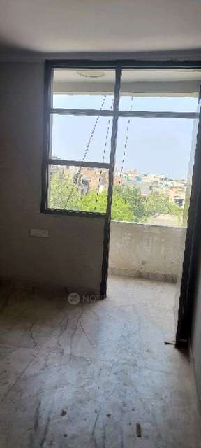 2 BHK Flat In Standalone Building  For Sale  In Patel Nagar