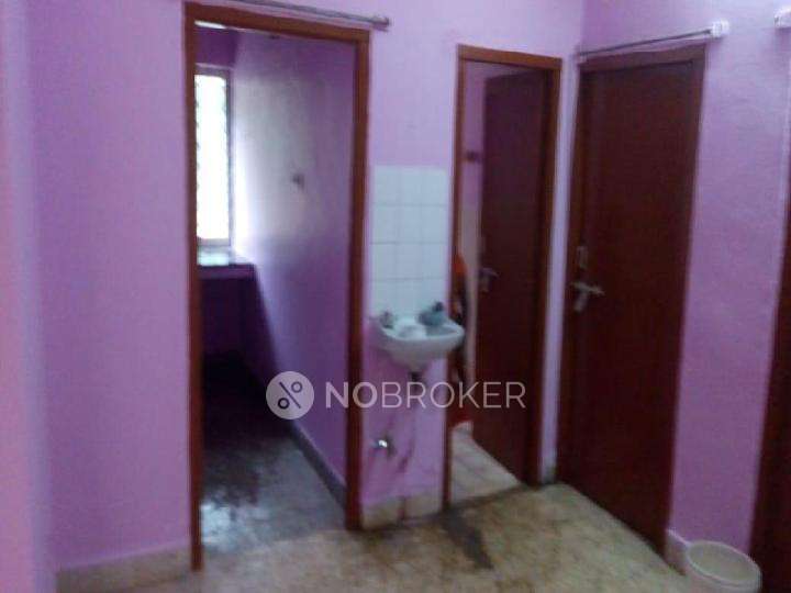 2 BHK Flat In Alvindra Apartments For Sale  In Begumpet