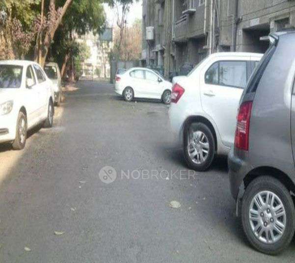 2 BHK Flat In Dda Sfs Flats Cat Ii, Dwarka, Sector 2, Pocket 1 For Sale  In Dda Flats